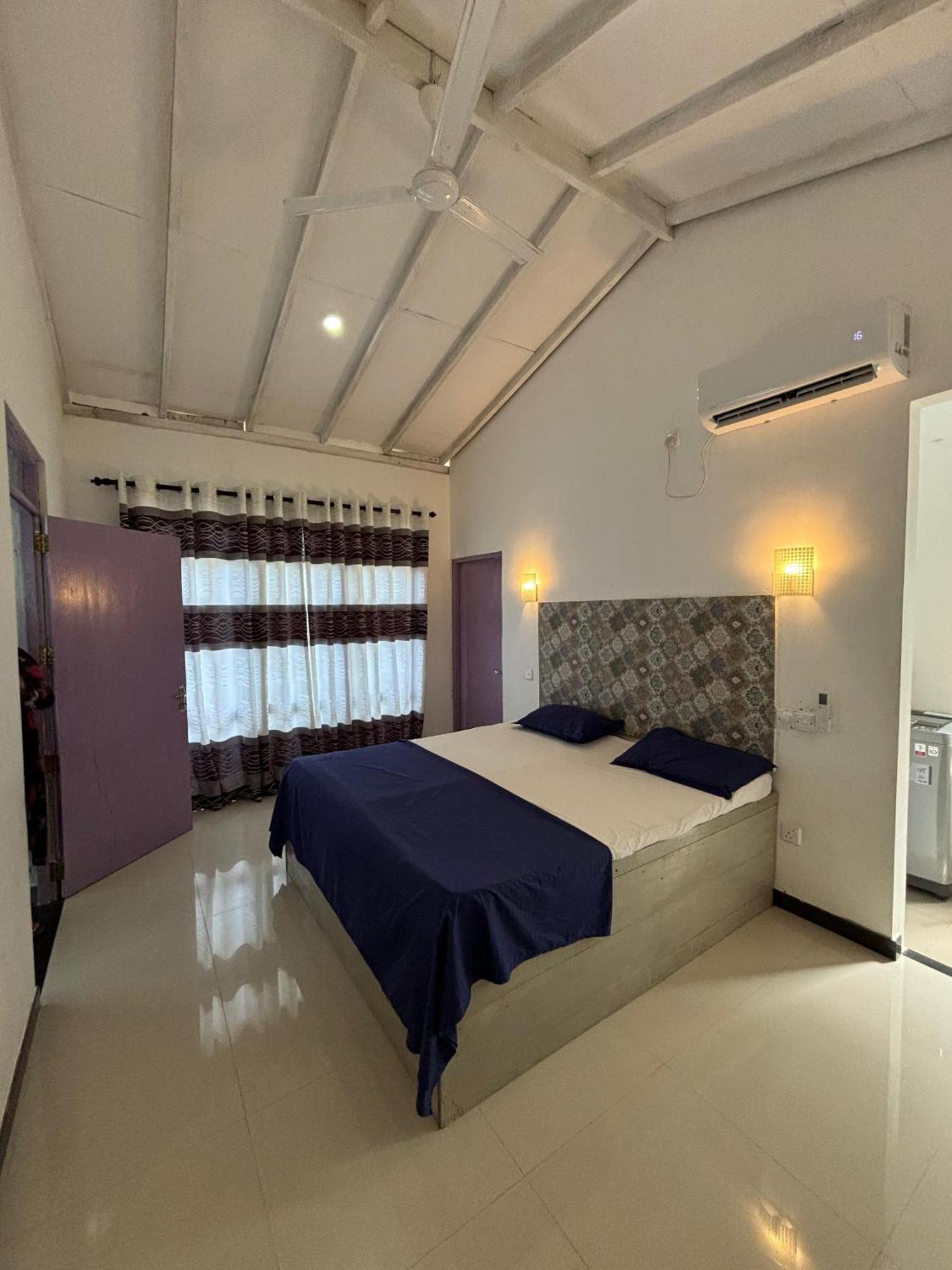 House 73 Hotel Унаватуна Екстериор снимка